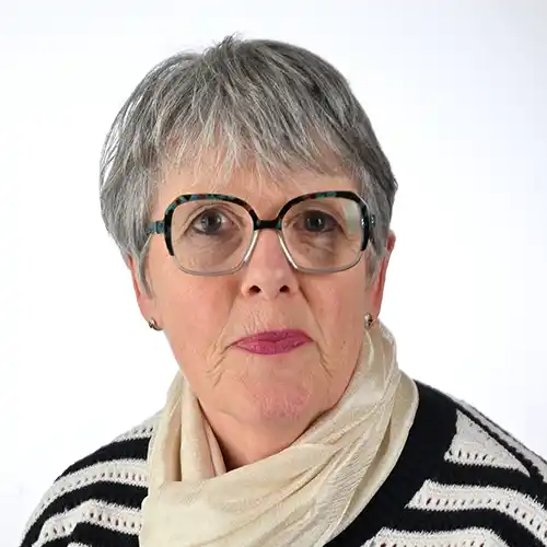 28 - Josselyne Meyer